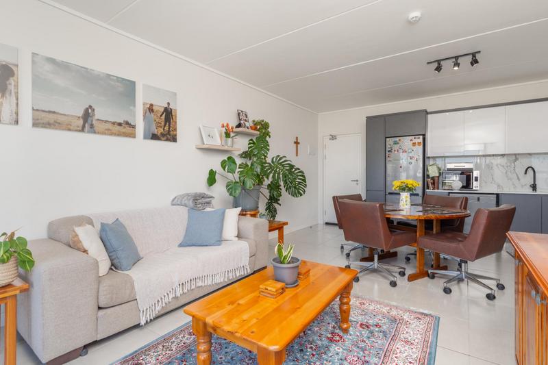 2 Bedroom Property for Sale in The Huntsman Western Cape